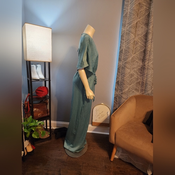 NWT JUMPSUIT SZ LG - Picture 7 of 7